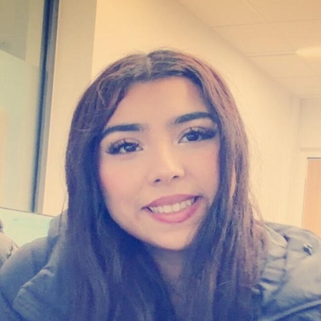 Babysitter in London: Labiba