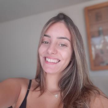 Babysitter Maricá: Isadora