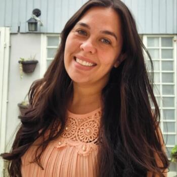 Babysitter in Caxias do Sul: Jessica