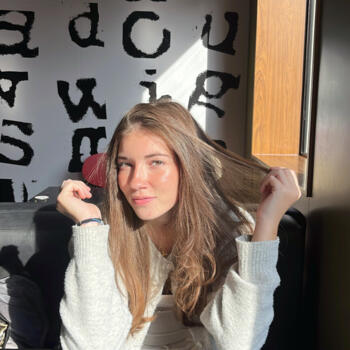 Babysitter in Saint-Masmes: Léna