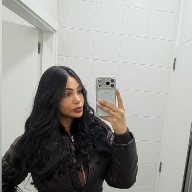 Babysitter in Matosinhos Municipality: Luany