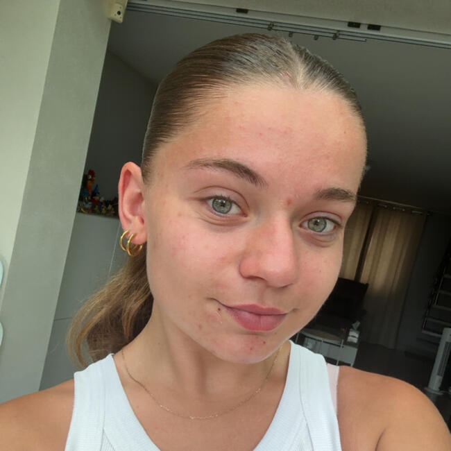 Babysitter in Verrières-le-Buisson: Emilie