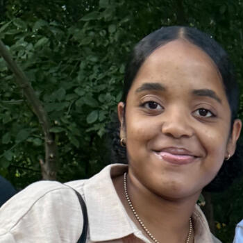 Babysitter in The Bronx: Chantal Aileen Henriquez