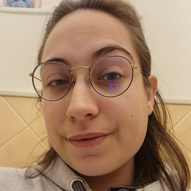 Babysitter in Vierzon: Eloise