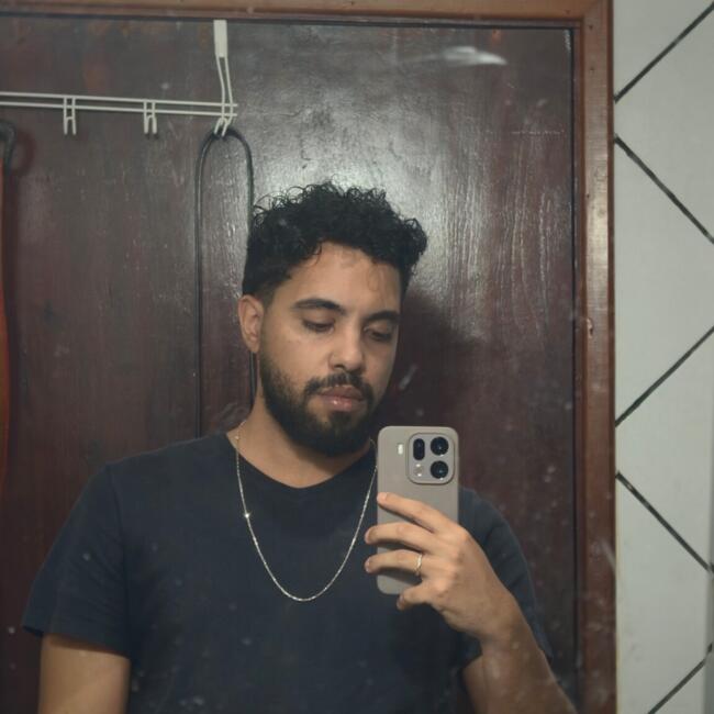 Babysitting job in Votuporanga: Eduardo