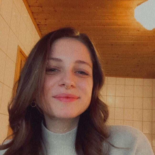 Babysitter in Cologne: Alina