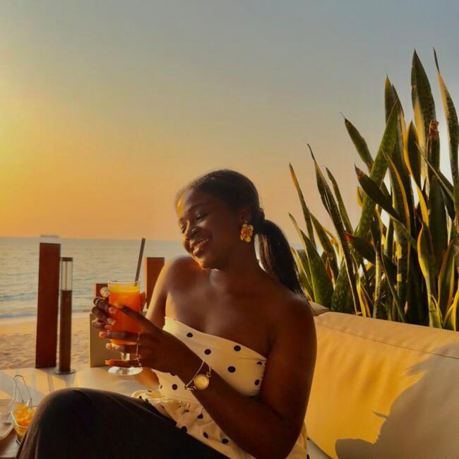 Babysitter in Nanterre: Pétra