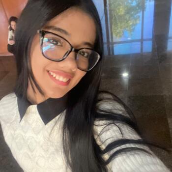 Niñera en Capiatá: Antonella