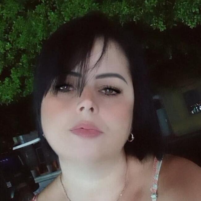 Babysitter in Itaperuna: Tereza
