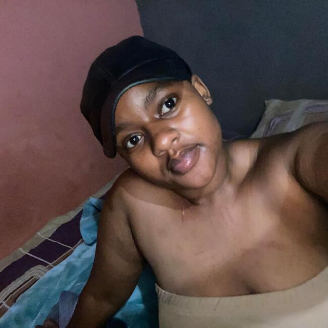 Babysitter in Port Elizabeth: Khwezilomso