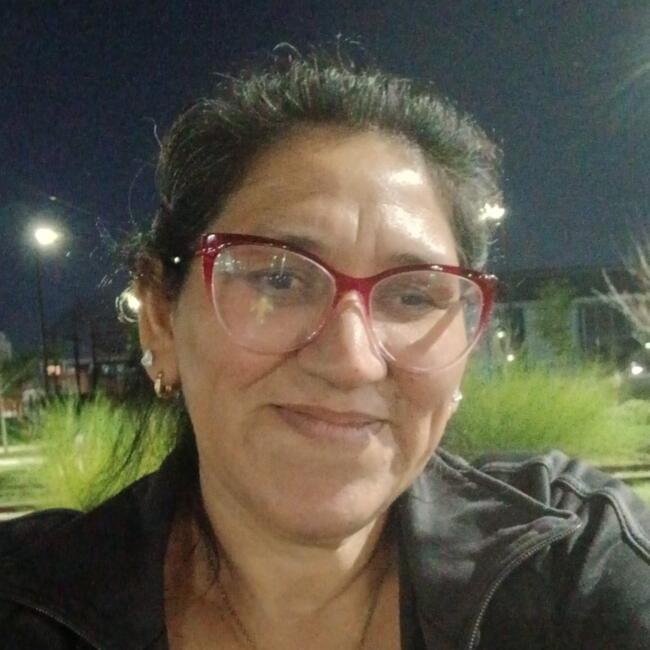 Babysitter in Avellaneda (Buenos Aires): Cynthia