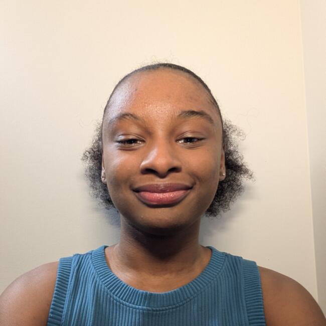 Babysitter in New York: Larissa