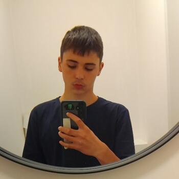 Babysitter in Tielt: Delainey