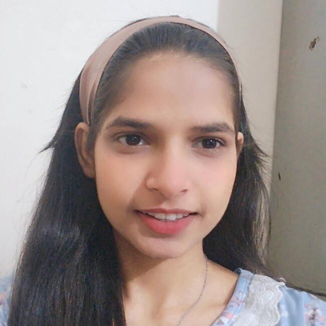 Babysitter in Delhi: Somiya