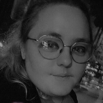 Babysitter in Douai: Justine