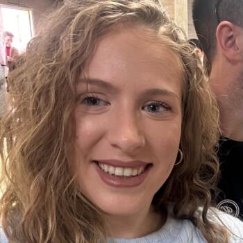 Baby-sitter in Algésiras: Marina