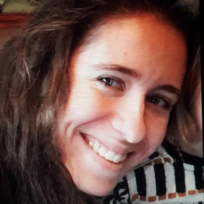 Babysitter in Villeneuve-d'Ascq: Julie