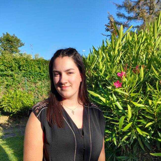 Babysitter in Saint-Orens-de-Gameville: Candice