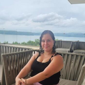Babysitter in Guápiles: Yerling