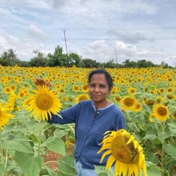Babysitter in Seri Kembangan: Selvi
