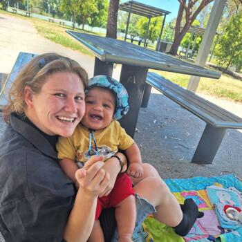 Babysitter Brisbane: Courtney