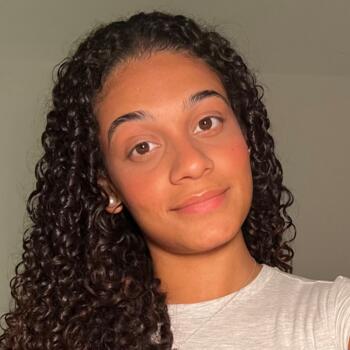 Babysitter em Seixal: Laisa