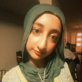 Babysitter in Langford: Maira