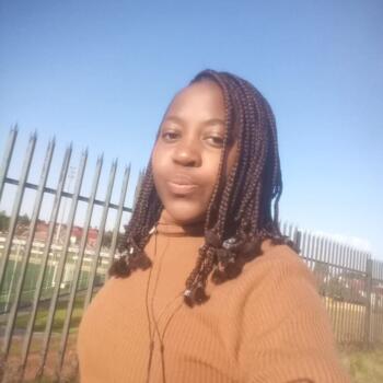 Babysitter Krugersdorp: Mavis