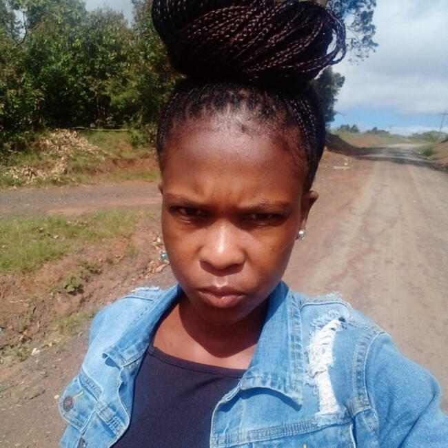 Babysitter in Newlands East: Unami