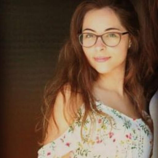 Babysitter in Florianópolis: Luiza