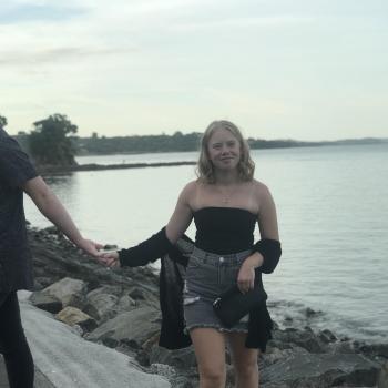 Babysitter Porirua: Abbie