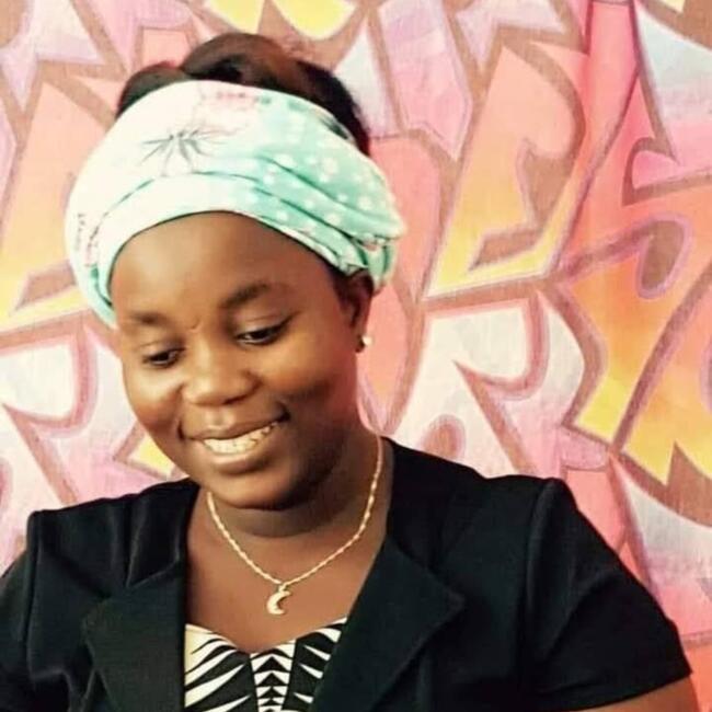 Babysitter in Orlando: Adila