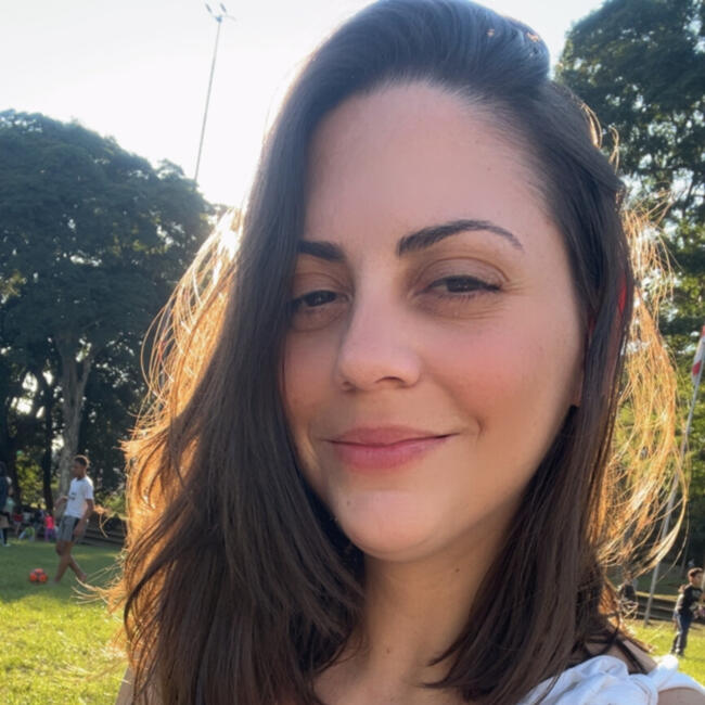 Babysitter in Santo André: Marina