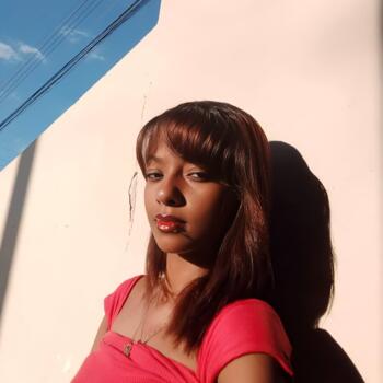 Babysitter in Itápolis: Adriana