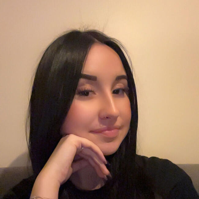 Babysitter in Mantes-la-Jolie: Marie