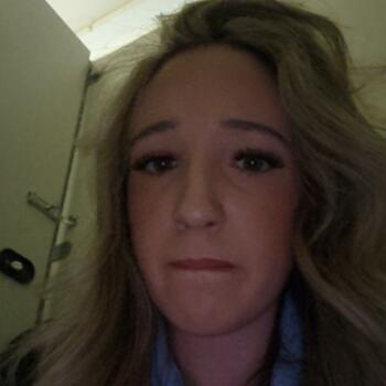 Babysitter Bradford: Kiera