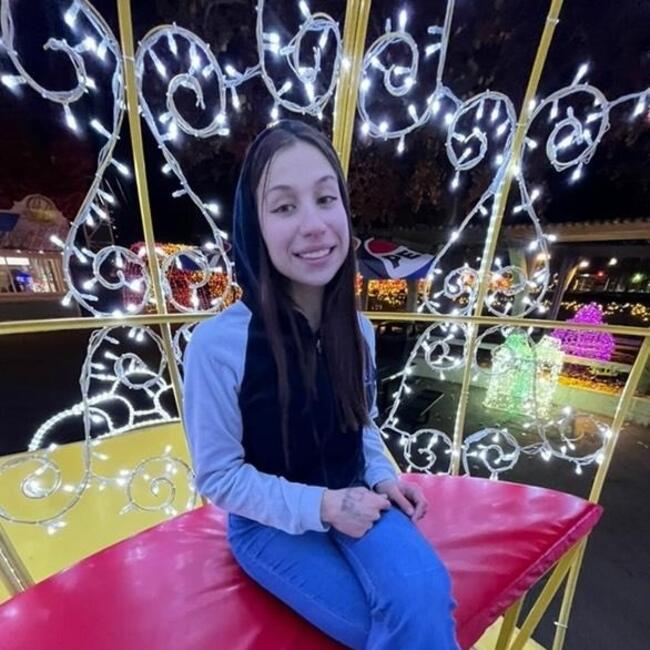 Babysitter in Lakewood: Sara