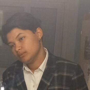 Babysitter in Carcassonne: Nandehli