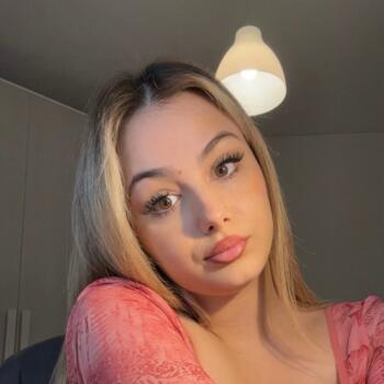 Babysitter a Trieste: Giulia