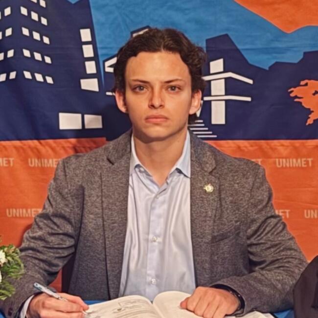 Babysitter in Berlin: David Gonzalez