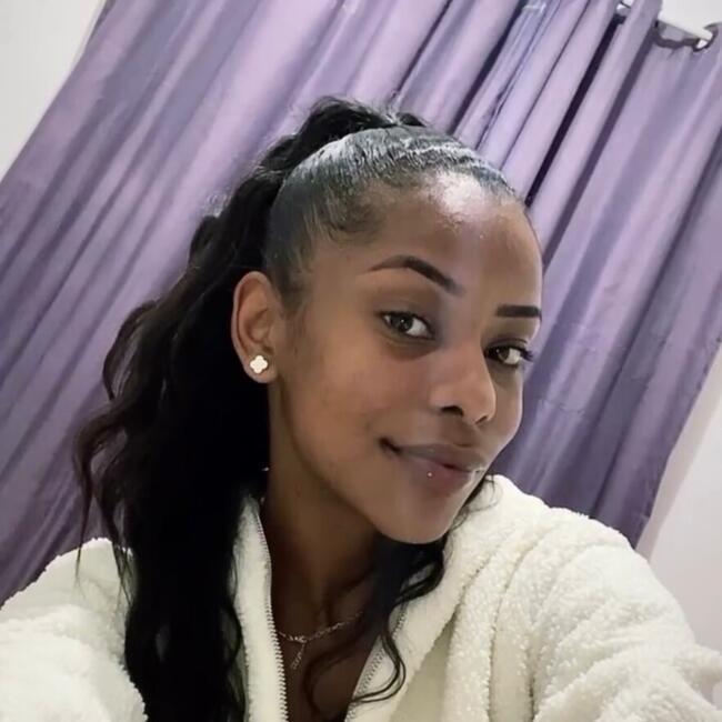 Babysitter in Porto Alegre: Andrielly