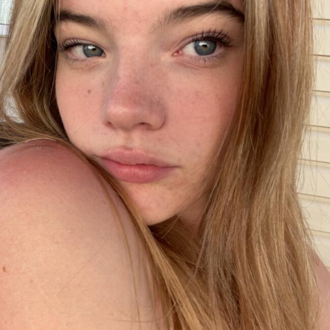 Babysitter in Ottawa: Savannah