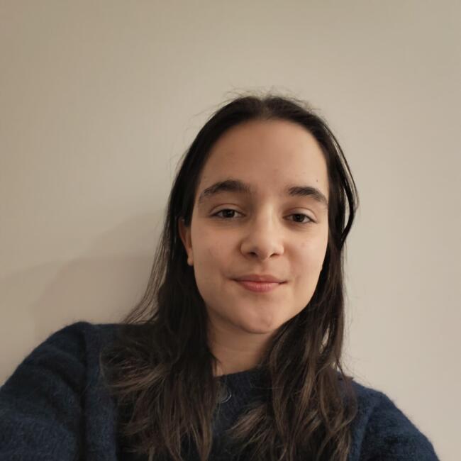 Babysitter in Écully: Mathilde