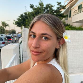 Babysitter in Turin: Asia