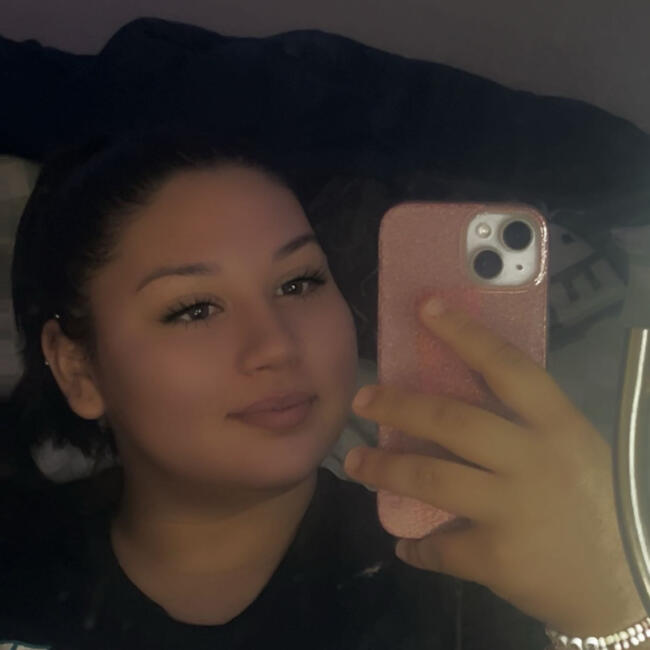 Babysitter in El Paso: Alexa