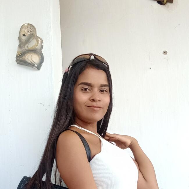 Niñera en Bello: Ruxandra