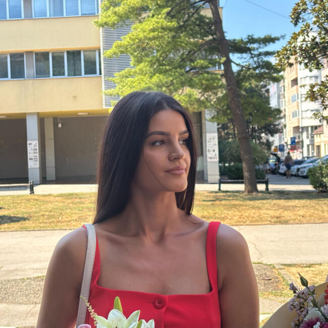 Babysitter in Kraljevo: Nevena
