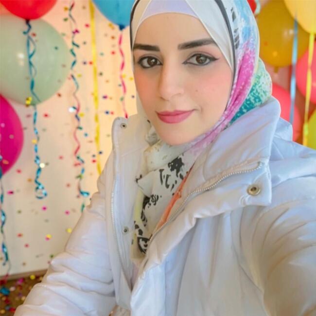 وظيفة جليسة أطفال في سموحة: Basant