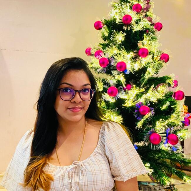 Pengasuh di Kampung Baru Subang: Michal