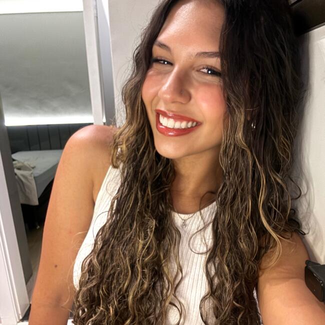 Babysitter in Campo Grande: Isabella